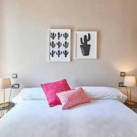 Bebarceloner Sants - 2 Bedrooms برشلونة